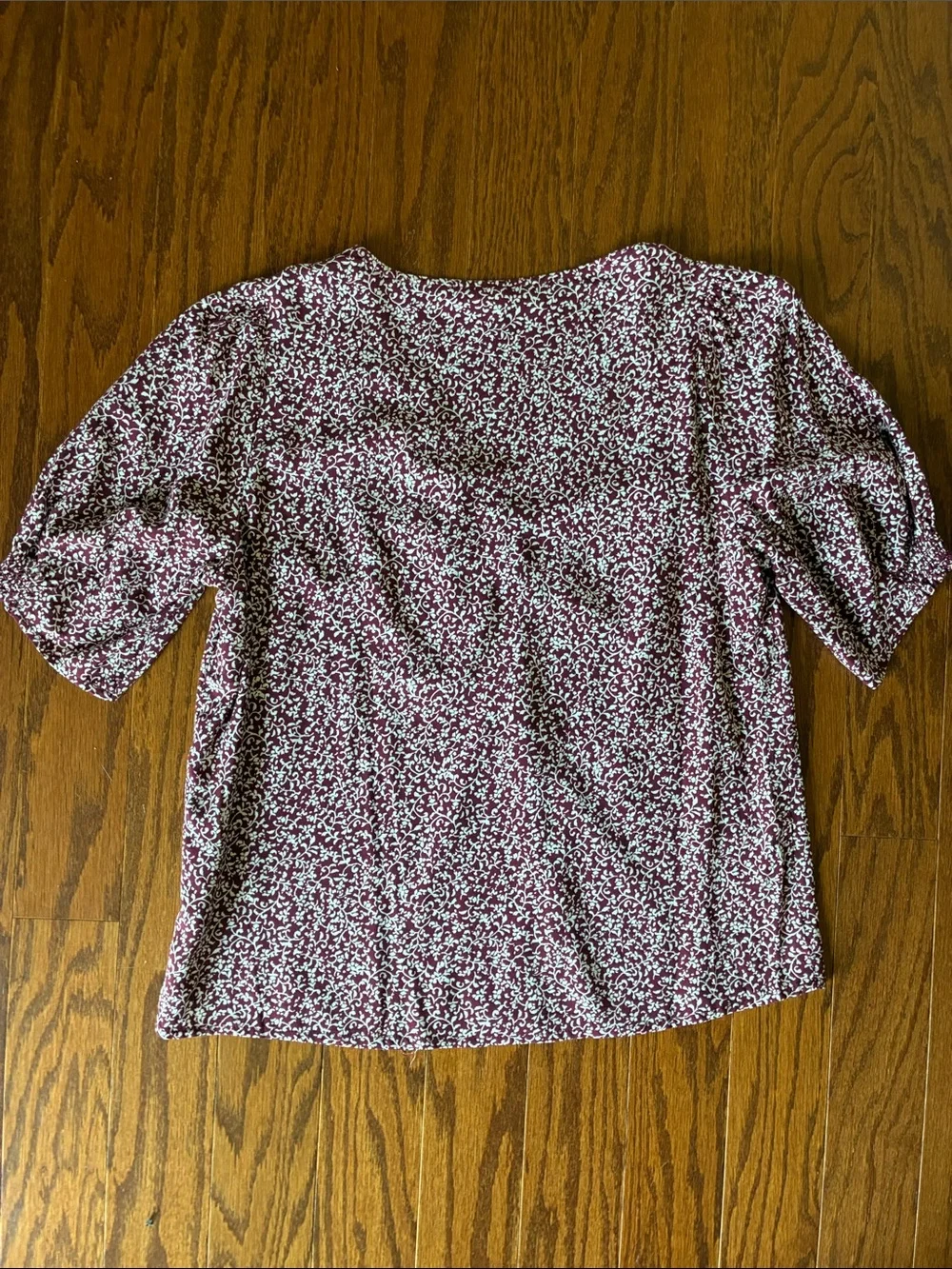 Old Navy V-Neck Puff Sleeve Floral Top - Burgundy/White S